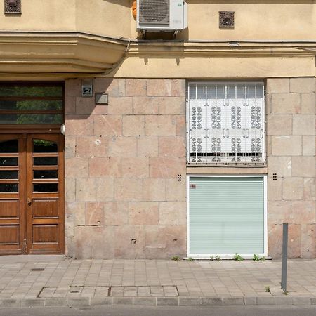 Central - Bright - Calm Studio For Solo Travellers Budapest Kültér fotó